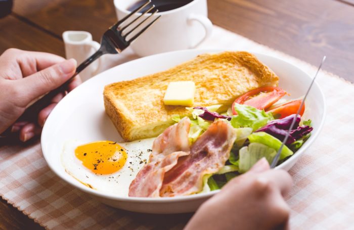 朝ごはんの定番「トースト」　バターをオリーブオイルに変えるだけでダイエットにうれしい！